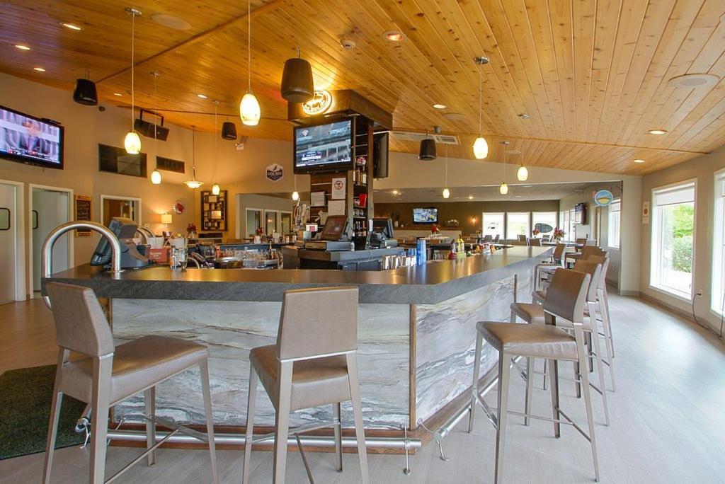 Comfort Suites At Par 4 Resort Waupaca Esterno foto