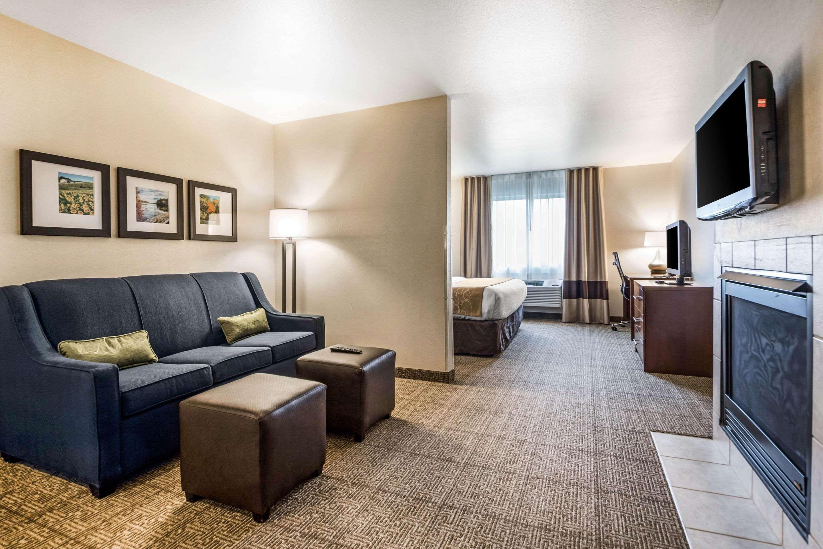 Comfort Suites At Par 4 Resort Waupaca Esterno foto