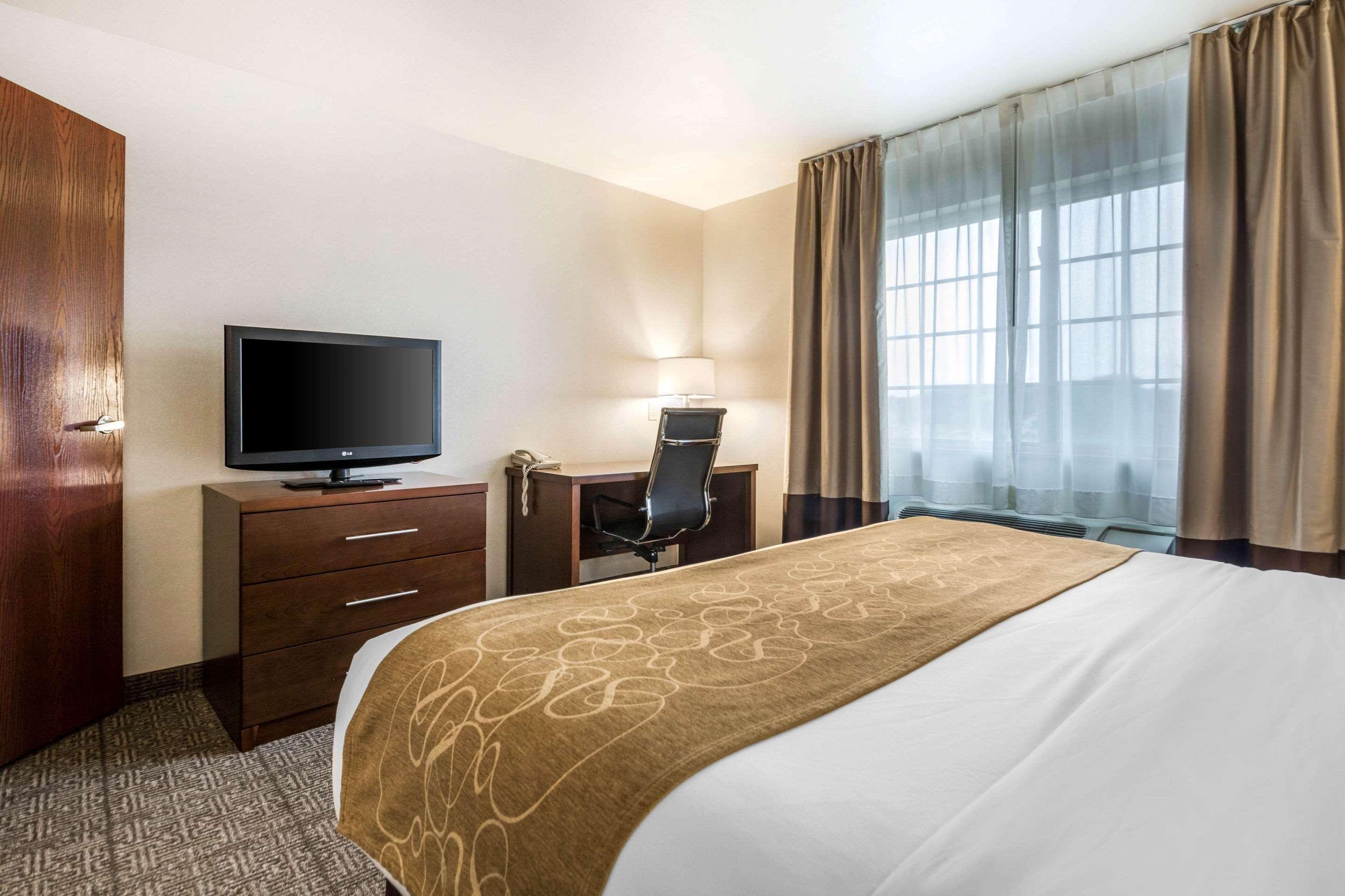 Comfort Suites At Par 4 Resort Waupaca Esterno foto