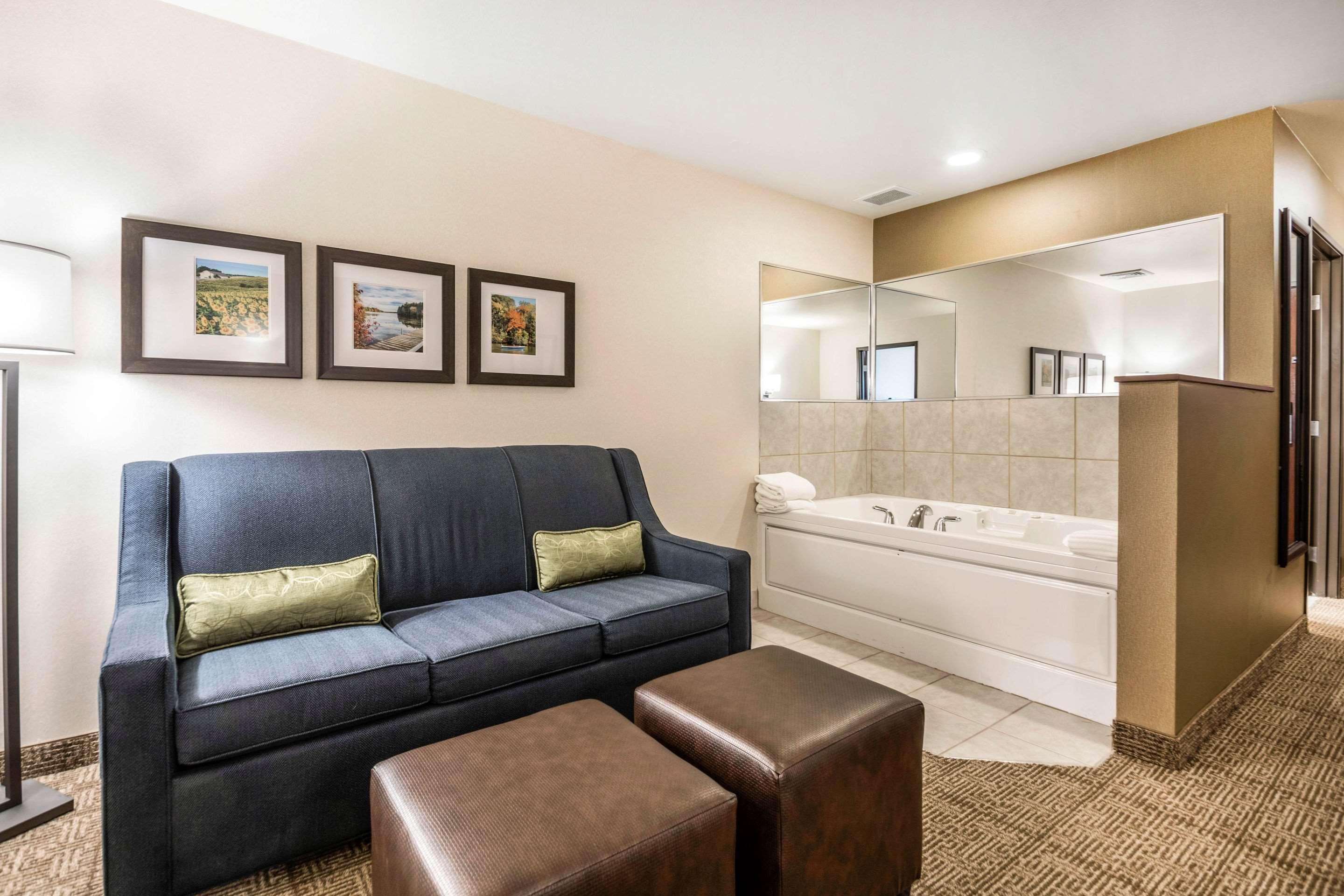 Comfort Suites At Par 4 Resort Waupaca Esterno foto
