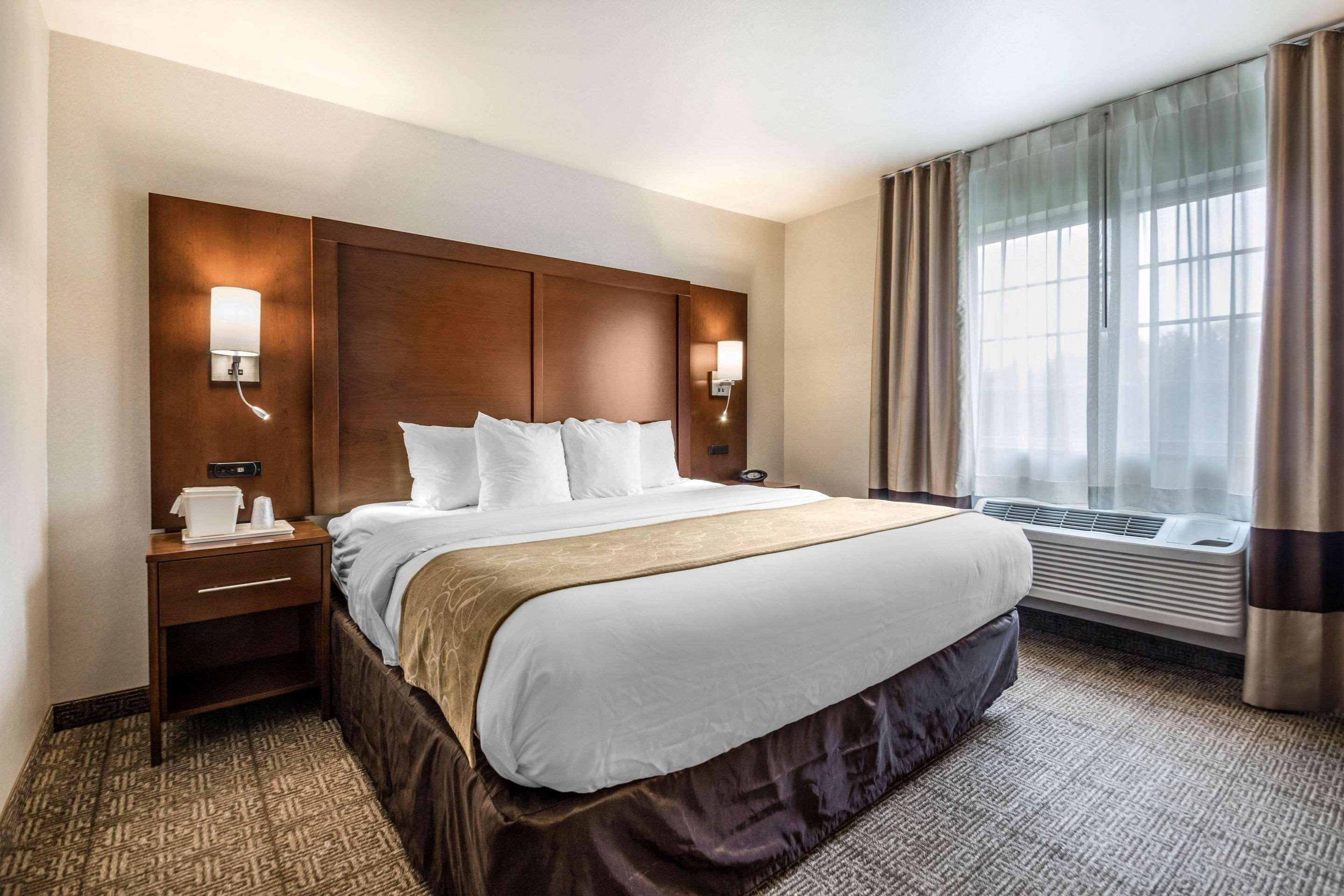 Comfort Suites At Par 4 Resort Waupaca Esterno foto