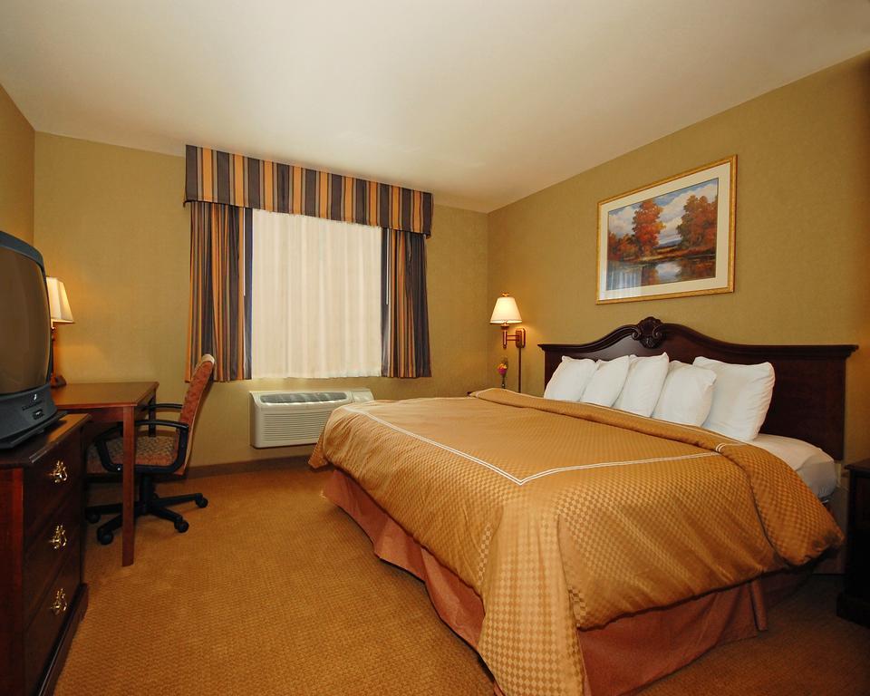 Comfort Suites At Par 4 Resort Waupaca Esterno foto
